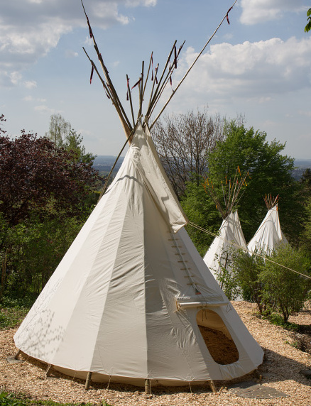 Týpí - také týpka, tee pee, teepee, tepee, tipi ... :-)